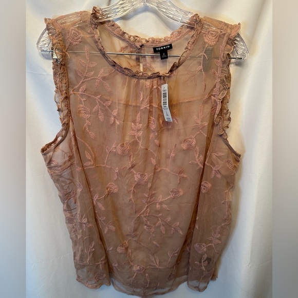 NWT Torrid Women’s 2X Taupe Sheer Mesh Embroidered Ruffle Sleeveless Blouse - Picture 3 of 11